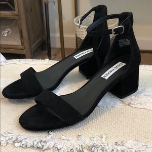 Steve Madden black sandals